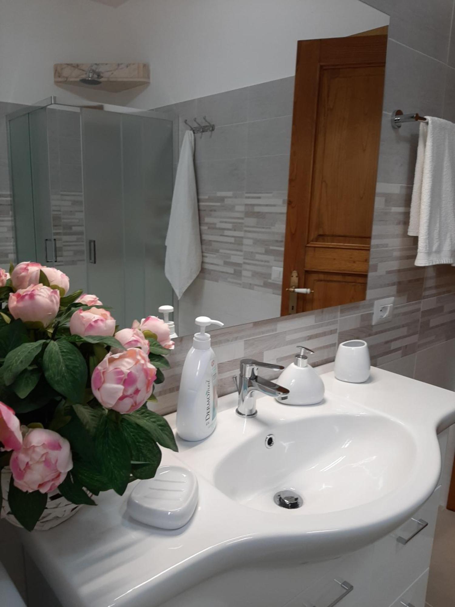 La Cupoletta Holiday House -Magnolia Trevignano Romano Room photo